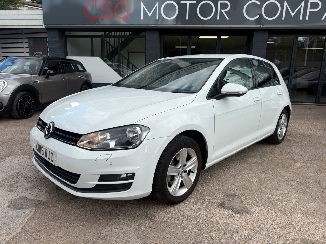 2016 Volkswagen GOLF