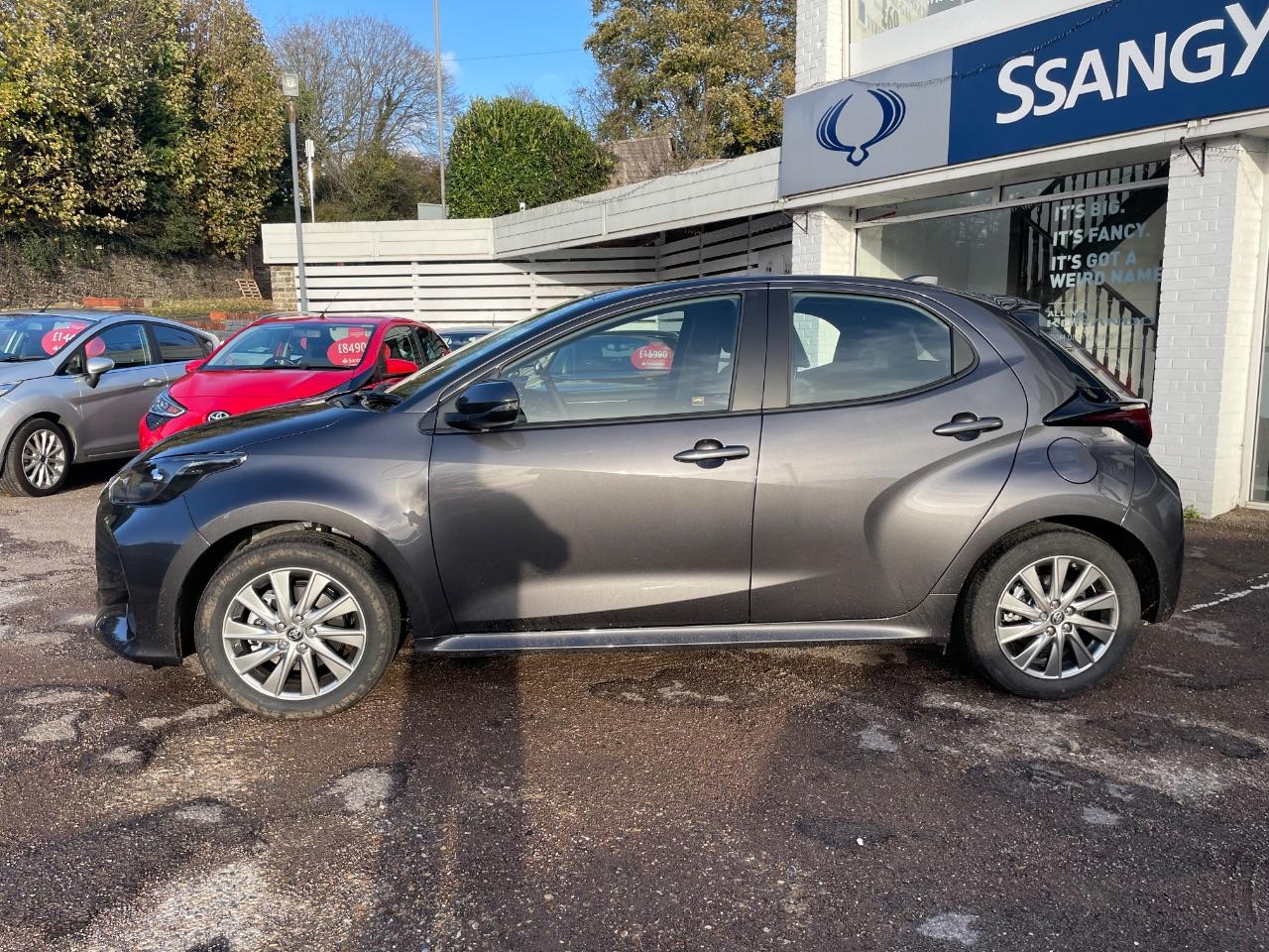 2022 Toyota Yaris 1.5 Hybrid Icon 5dr CVT - APPLE CAR PLAY - R/CAMERA - BLUETOOTH