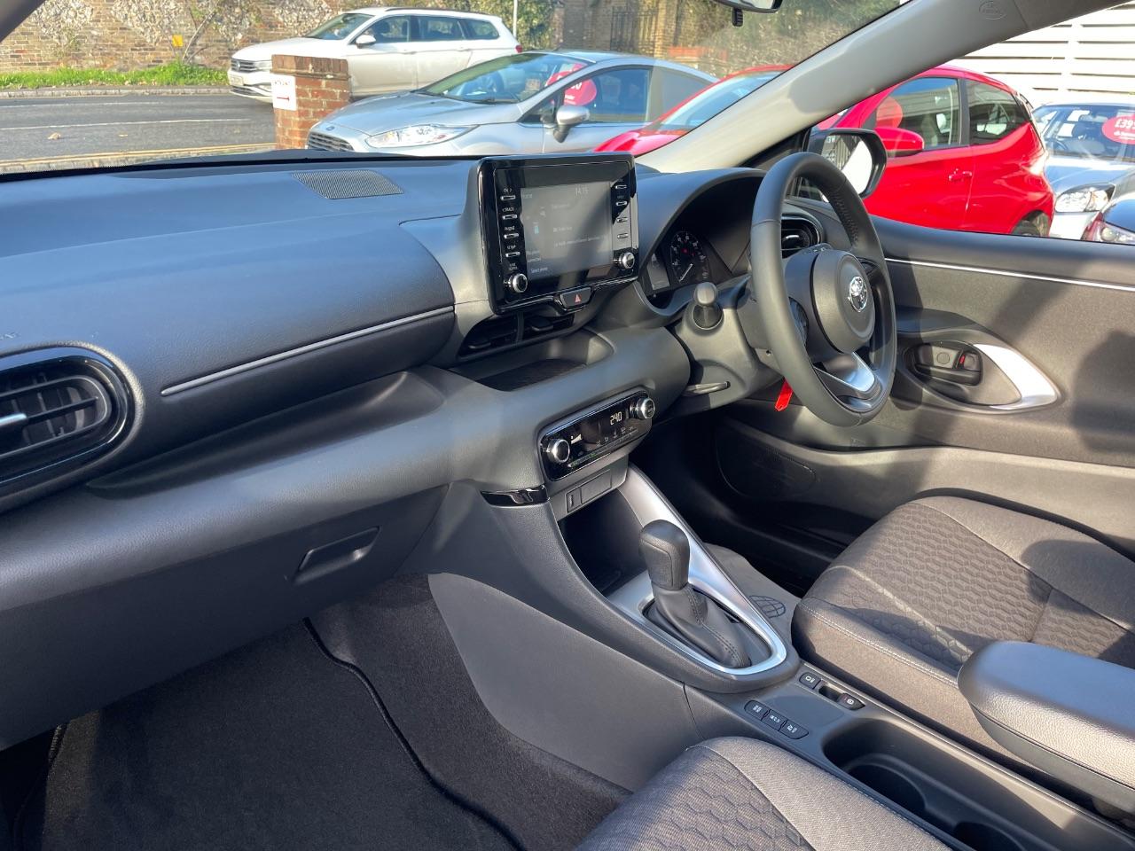 2022 Toyota Yaris 1.5 Hybrid Icon 5dr CVT - APPLE CAR PLAY - R/CAMERA - BLUETOOTH
