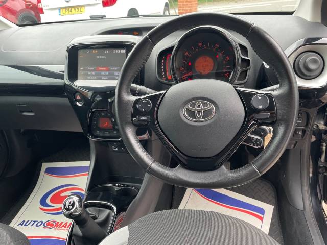 2015 Toyota Aygo 1.0 VVT-i X-Clusiv 3dr - AIR CON - REAR CAMERA - BLUETOOTH - 15