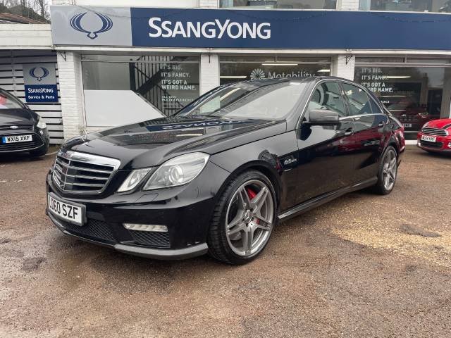 Mercedes-Benz E Class 6.2 E63 4dr Auto - FSH £17590 OPTIONS- AMG CARBON PERFORMANCE PACK Saloon Petrol Black