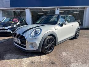 MINI HATCHBACK 2017 (17) at CSG Motor Company Chalfont St Giles