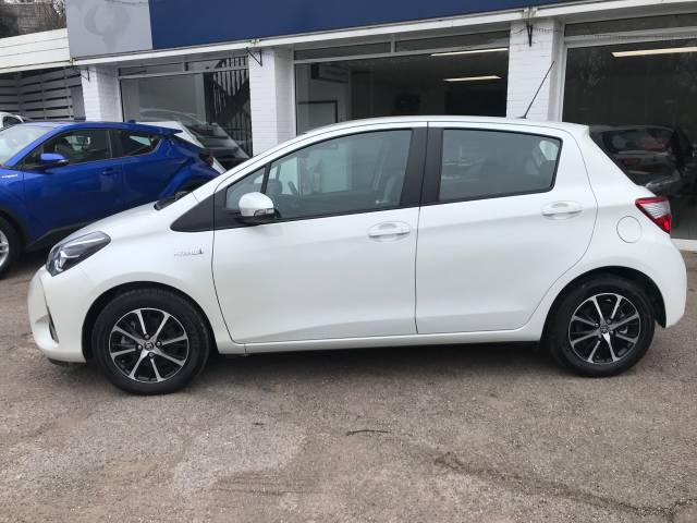 2019 Toyota Yaris 1.5 Hybrid Icon Tech 5dr CVT -   NAV - F/PARKING SENSORS - CAMERA - FTSH