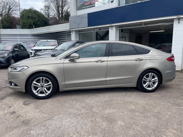 2015 Ford Mondeo 2.0 TDCi 180 Titanium 5dr Powershift -