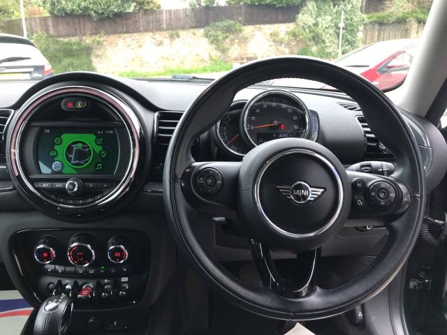 2018 Mini Clubman 1.5 Cooper 6dr Auto - CHILLI PACK- FSH -  REAR PARKING SENSORS - NAV - H/SEATS