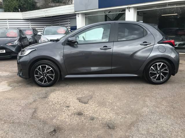 2022 Toyota Yaris 1.5 Hybrid Design 5dr CVT