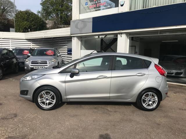 2014 Ford Fiesta 1.0 EcoBoost Zetec 5dr Powershift -  FSH - AIR CON - ALLOYS -