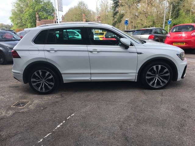 2017 Volkswagen Tiguan 2.0 TDi 150 4Motion R-Line 5dr - SUNROOF - NAV - H/SEATS