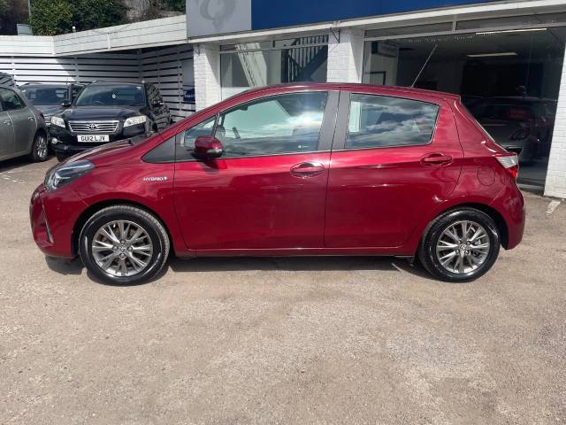 2018 Toyota Yaris 1.5 Hybrid Icon 5dr CVT - JUST HAD MOT AND SERVICES