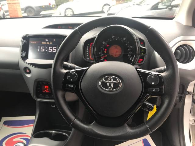 2020 Toyota Aygo 1.0 VVT-i X-Trend TSS 5dr -  CAR PLAY - CAMERA - FTSH - BLUETOOTH