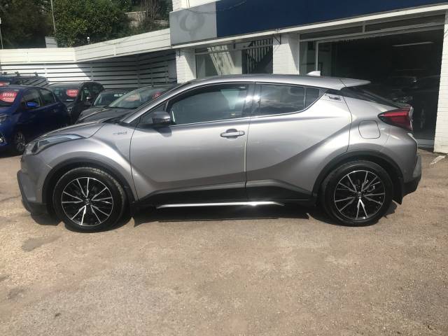 2017 Toyota C-HR 1.8 Hybrid Excel 5dr CVT
