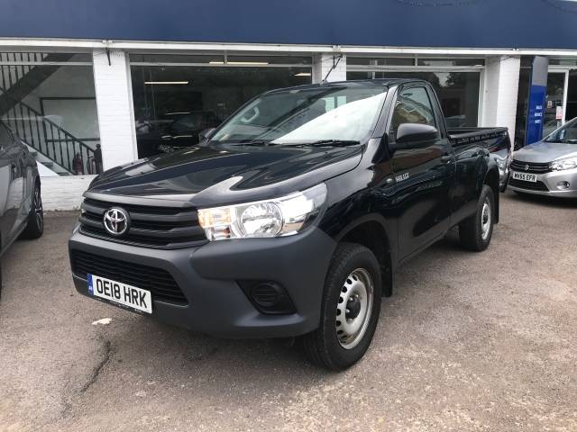 Toyota Hilux Active Pick Up 2.4 D-4D - ONE OWNER - FSH - AIR CON - NO VAT Pick Up Diesel Black
