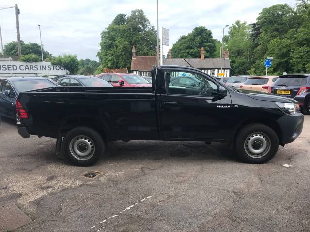 2018 Toyota Hilux Active Pick Up 2.4 D-4D - ONE OWNER - FSH - AIR CON - NO VAT