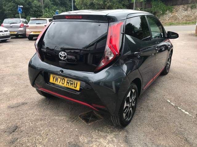 2021 Toyota Aygo 1.0 VVT-i X-Trend TSS 5dr - APPLE CAR PLAY - BLUETOOTH - CRUISE - AIR CON - ALLOYS