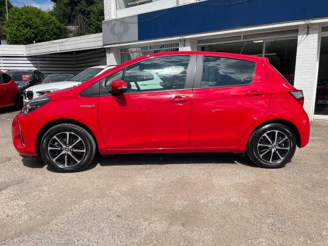 2019 Toyota Yaris 1.5 Hybrid Icon Tech 5dr CVT - NAV - PARKING SENSORS - FTSH -