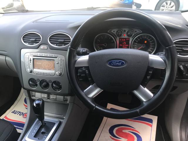 2010 Ford Focus 2.0 Titanium 5dr Auto - SAT NAV - CRUISE CONTROL - CLIMATE - ALLOYS
