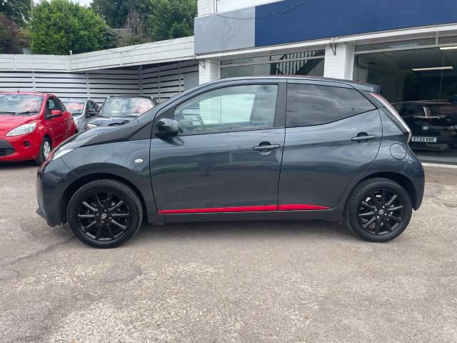 2018 Toyota Aygo 1.0 VVT-i X-Press 5dr x-shift - FTSH - REAR CAMERA - BLUETOOTH - AIR CON