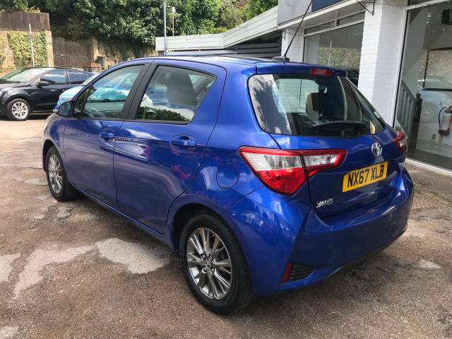 2017 Toyota Yaris 1.5 VVT-i Icon Tech 5dr - SAT NAV - CAMERA - BLUETOOTH