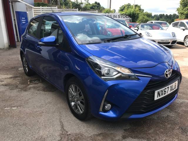 2017 Toyota Yaris 1.5 VVT-i Icon Tech 5dr - SAT NAV - CAMERA - BLUETOOTH