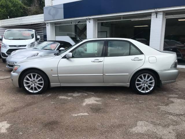 2005 Lexus IS 200 2.0 SE 4dr Auto - H/ LEATHER -  NAV - PARKING SESNOSR