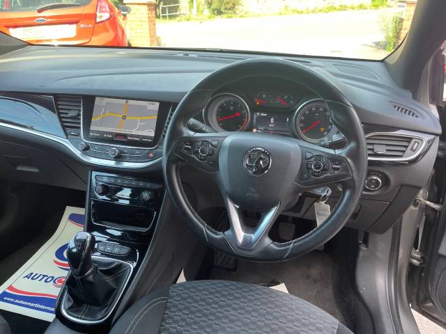 2016 Vauxhall Astra 1.4T 16V 150 SRi Nav 5dr