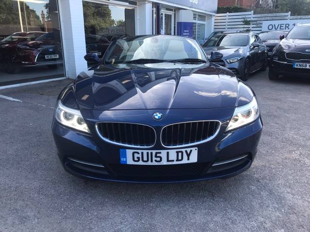 2015 BMW Z4 2.0 20i sDrive 2dr Auto - FSH - H/LEATHER - PARKING SENSORS - NAV -