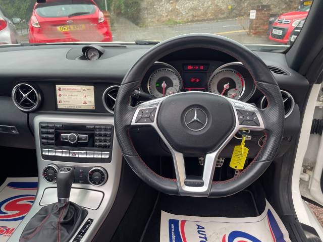 2011 Mercedes-Benz SLK 1.8 SLK 200 BlueEFFICIENCY AMG Sport 2dr Tip Auto