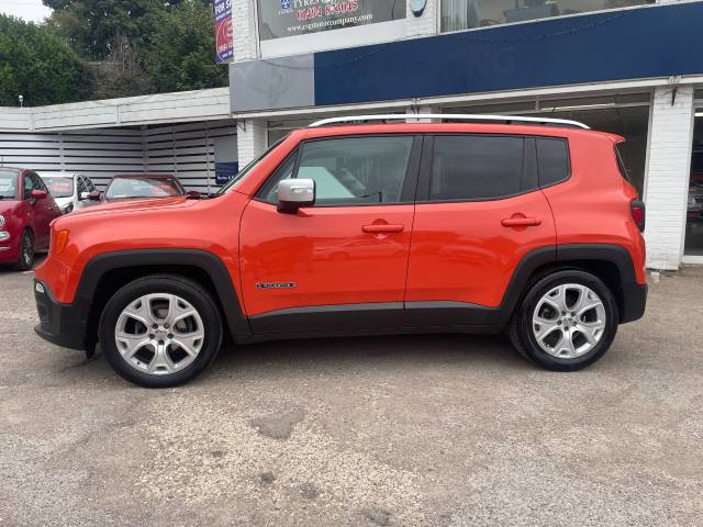 2015 Jeep Renegade 1.6 Multijet Limited 5dr- PAN ROOF -  NAV - PARKING SENSORS - FSH