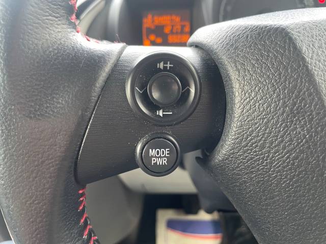 2014 Toyota iQ 1.0 VVT-i 2 3dr - FULL TOYOTA HISTORY - AIR CON - E/F/MIRRIORS