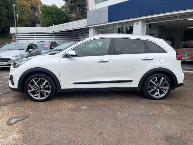 2020 Kia Niro 1.6 GDi Hybrid 4 5dr DCT - APPLE CAR PLAY - H/LEATHER - CAMERA - NAV - FKSH - SUNROOF