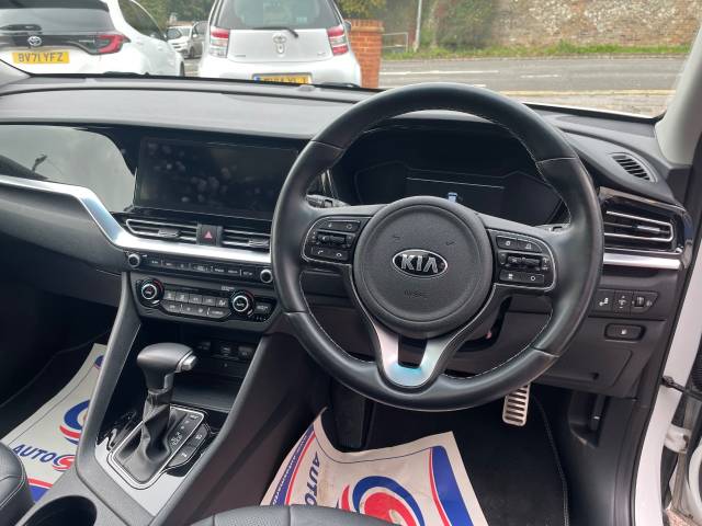 2020 Kia Niro 1.6 GDi Hybrid 4 5dr DCT - APPLE CAR PLAY - H/LEATHER - CAMERA - NAV - FKSH - SUNROOF