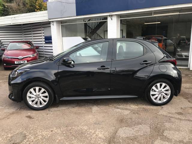 2021 Toyota Yaris 1.5 Hybrid Icon 5dr CVT - APPLE CAR PLAY - REAR CAMERA - BLUETOOTH