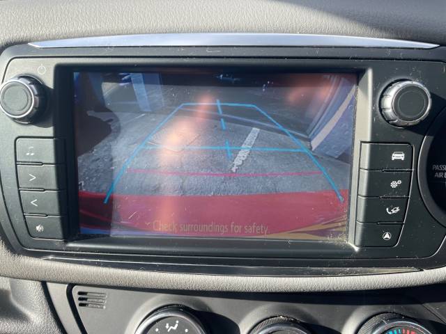 2017 Toyota Yaris 1.33 VVT-i Icon 5dr - CAMERA - BLUETOOTH -