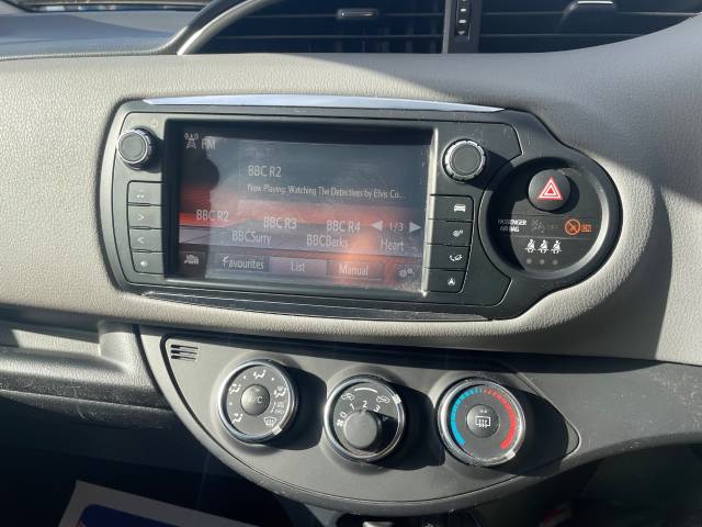 2017 Toyota Yaris 1.33 VVT-i Icon 5dr - CAMERA - BLUETOOTH -