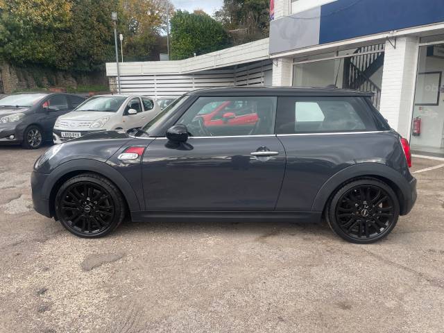 2016 Mini Hatchback 2.0 Cooper S D 3dr - CHILI PACK - MEDIA XL - H/SEATS