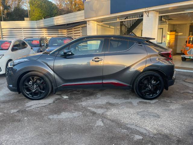 2019 Toyota C-HR 1.8 Hybrid Dynamic 5dr CVT - MATT ALLOYS - H/LEATHER - PARKING SESNORS