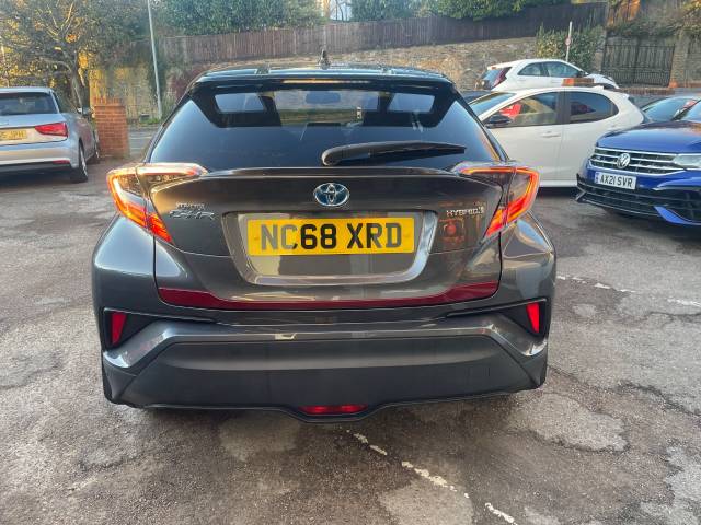 2019 Toyota C-HR 1.8 Hybrid Dynamic 5dr CVT - MATT ALLOYS - H/LEATHER - PARKING SESNORS