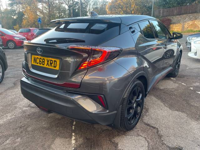 2019 Toyota C-HR 1.8 Hybrid Dynamic 5dr CVT - MATT ALLOYS - H/LEATHER - PARKING SESNORS