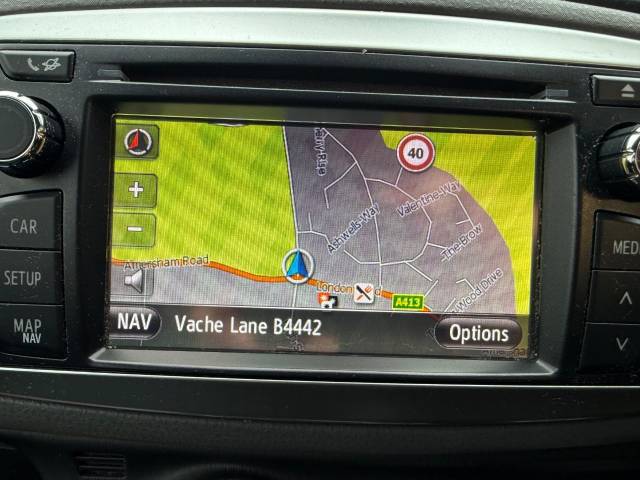 2012 Toyota Yaris 1.33 VVT-i TR 5dr - £35 TAX - BLUETOOTH - CAMERA - AIR