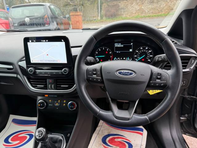 2019 Ford Fiesta 1.1 Zetec 5dr - ONE OWNER - REAR CAMERA- CAR PLAY