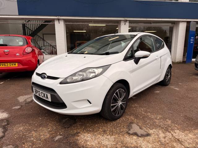 Ford Fiesta 1.25 Edge 3dr - SERVICE - CAM BELT CHANGE -  AIR  CON Hatchback Petrol White