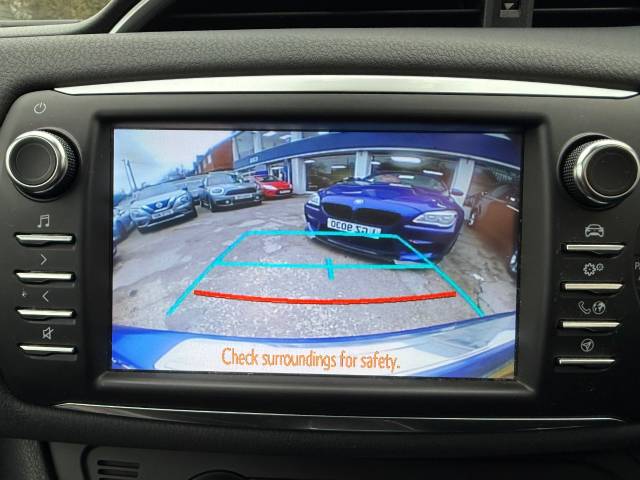 2017 Toyota Yaris 1.5 Hybrid Excel 5dr CVT - SUNROOF - REAR CAMERA -  - BLUETOOTH