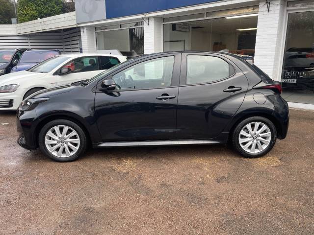 2022 Toyota Yaris 1.5 Hybrid Icon 5dr CVT - FTSH - CAR PLAY - CAMERA