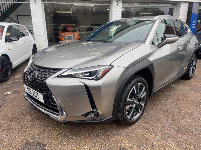 Lexus Ux 250h 2.0 5dr CVT Premium plus pack - NAV - H/LEATHER - FLSH Estate Petrol / Electric Hybrid Sonic Titanium