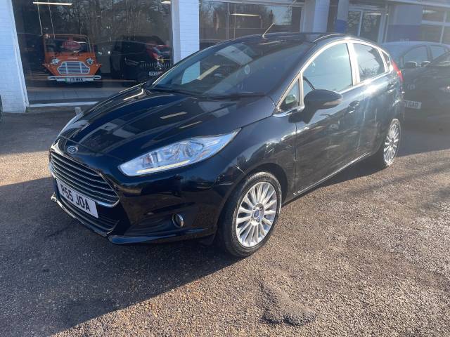 Ford Fiesta 1.0 EcoBoost Titanium 5dr - NEW CAMBELT - ONE OWNER - Hatchback Petrol Black