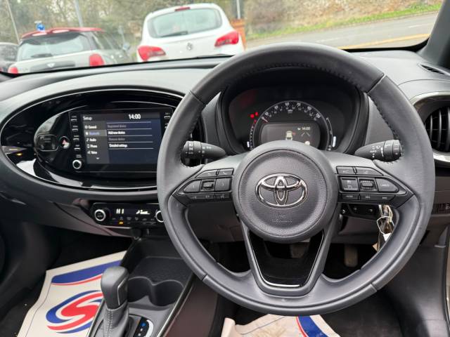 2022 Toyota Aygo X 1.0 VVT-i Edge 5dr Auto - CANVAS CONVERTIBLE ROOF