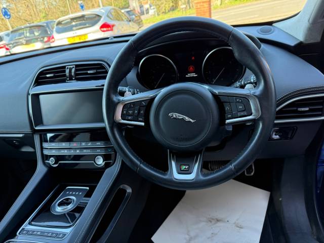 2019 Jaguar F-Pace 2.0d [240] R-Sport 5dr Auto AWD - FSH - HEATED SEATS, 20