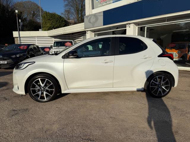 2022 Toyota Yaris 1.5 Hybrid Dynamic 5dr CVT - APPLE CAR PLAY- CAMERA A-