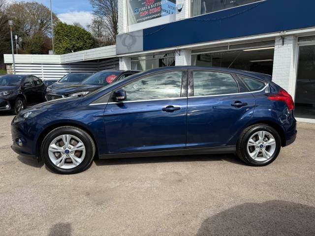 2013 Ford Focus 2.0 TDCi Zetec 5dr - FSH - AIR CON - ALLOYS -