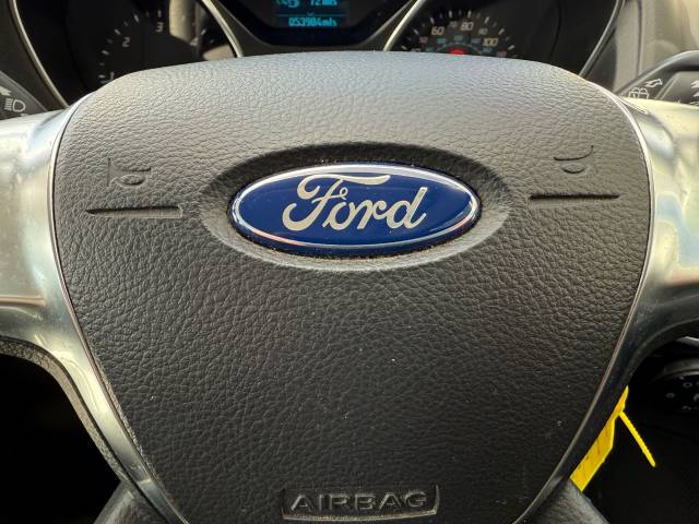 2013 Ford Focus 2.0 TDCi Zetec 5dr - FSH - AIR CON - ALLOYS -